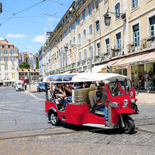 Tuk tuk tours of Porto