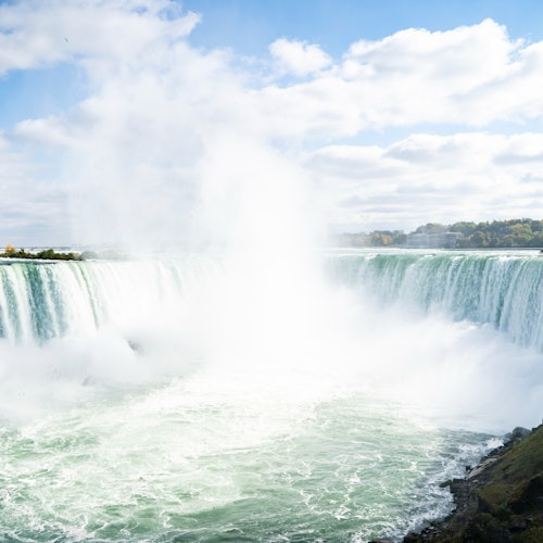 Niagara Falls Tours and Attractions (Canada)